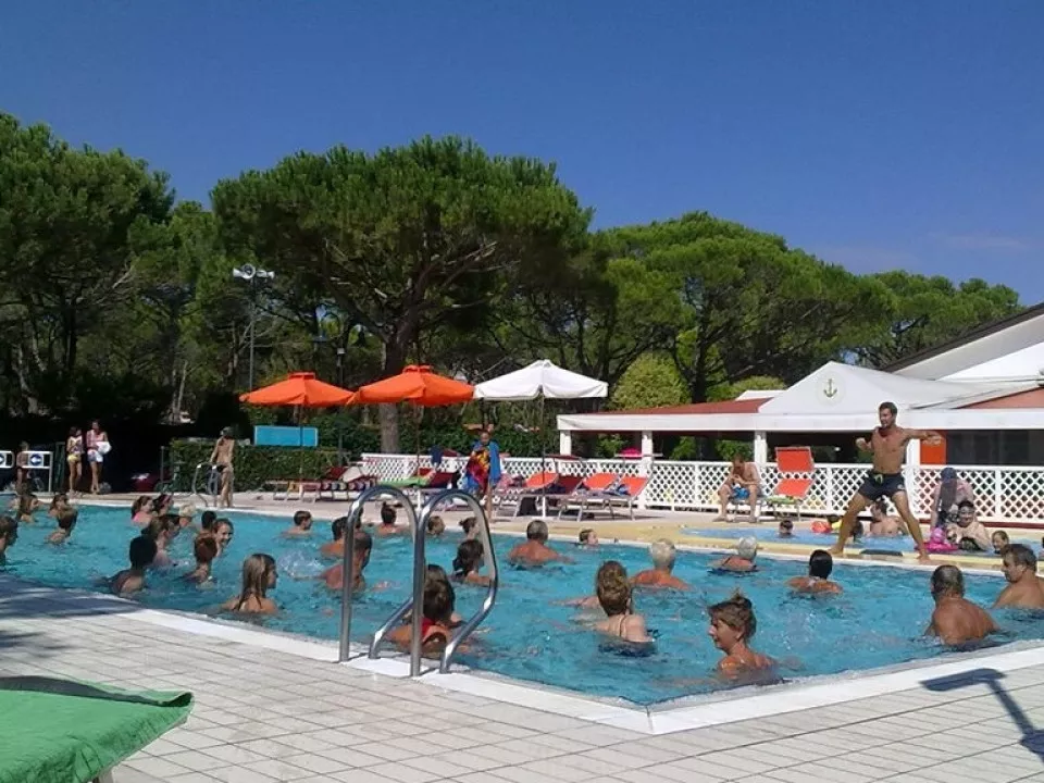 Hu Norcenni Girasole Village -