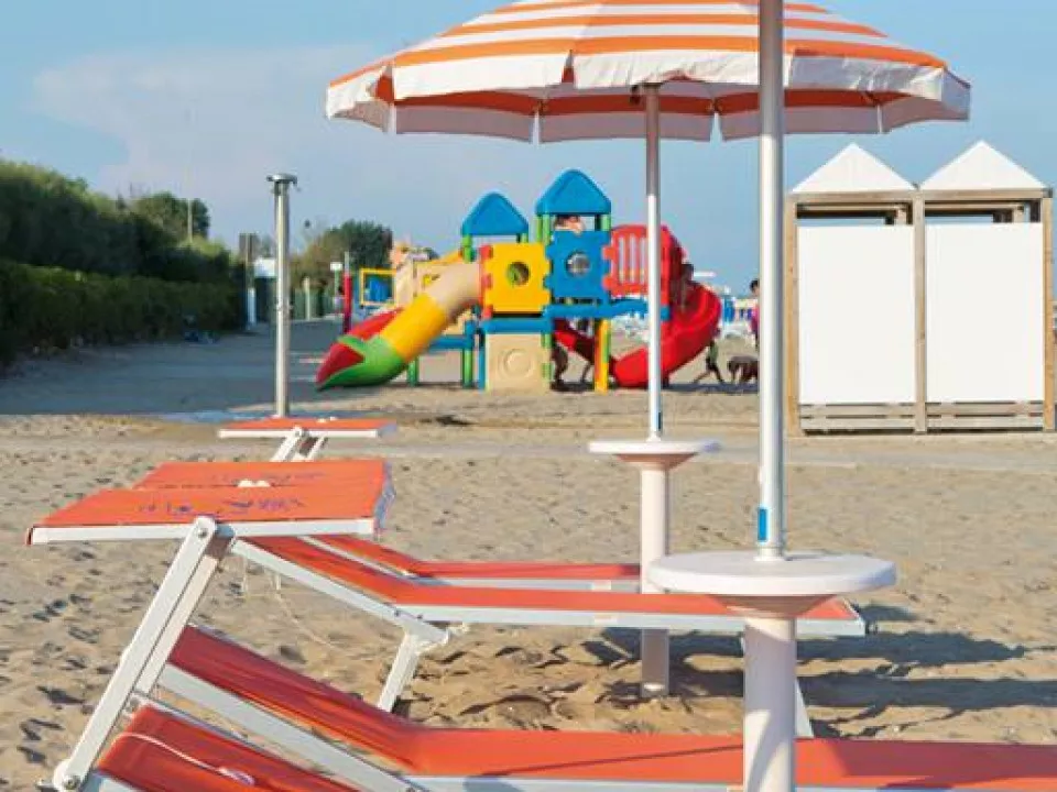 Hu Norcenni Girasole Village -
