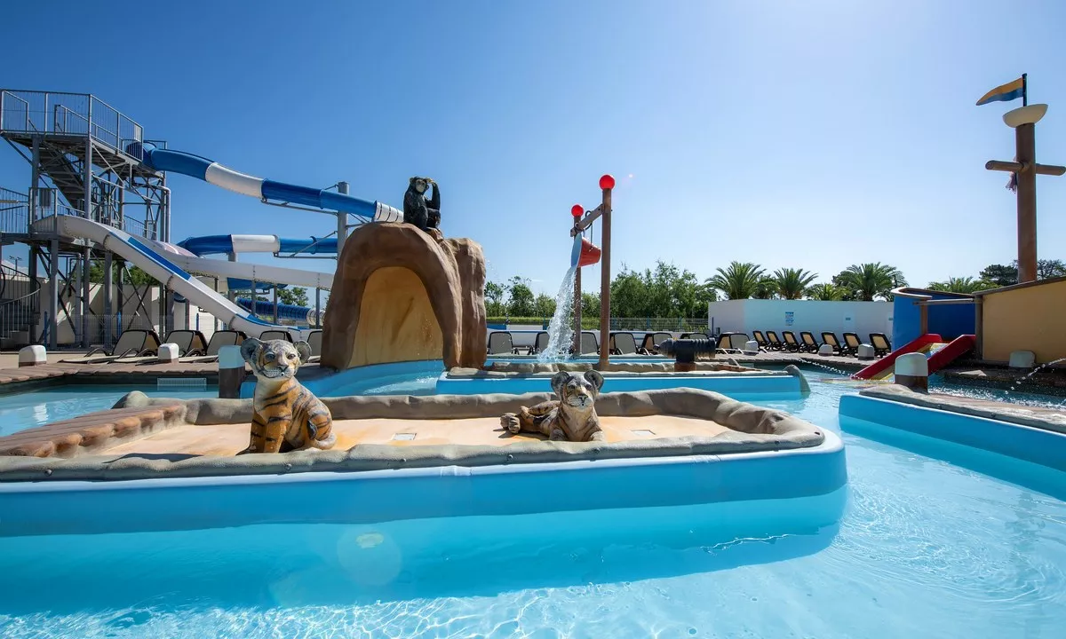 Camping Marina dErba Rossa 