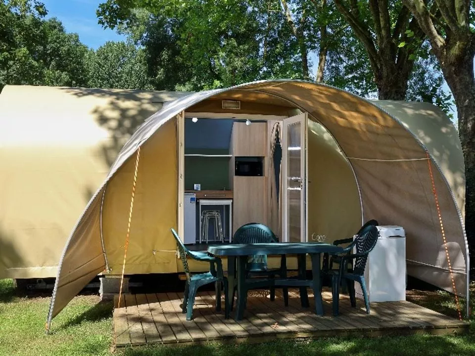 Camping Paradis Les Nobis dAnjou -