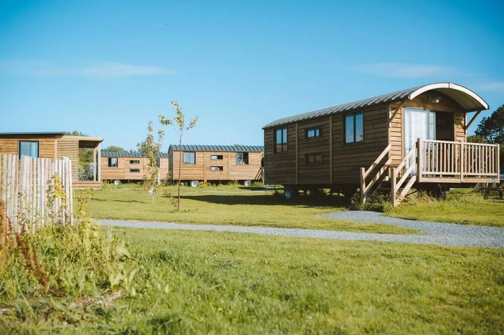 Camping Huttopia Les Falaises - Normandie 