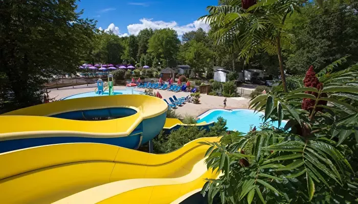 Camping Des Trois Lacs 