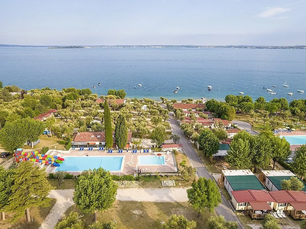 Hu Montescudaio Village -