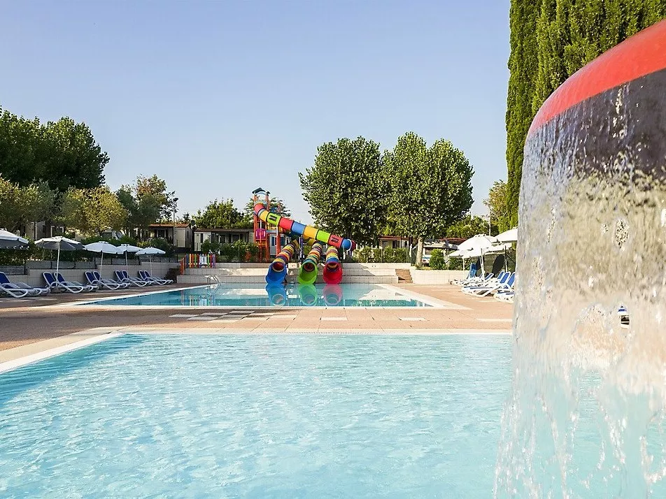 Hu Montescudaio Village -