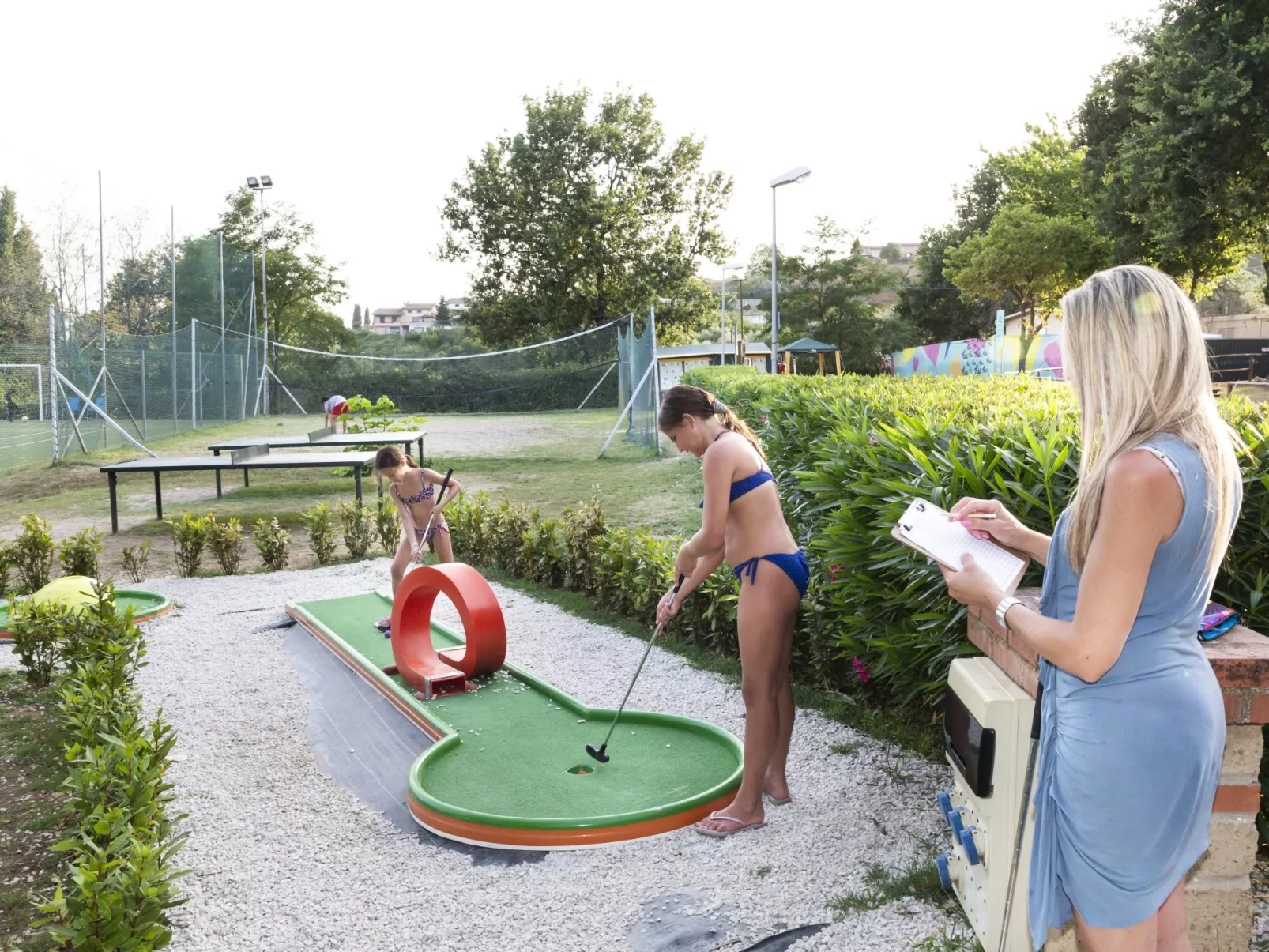 Hu Park Albatros Village -