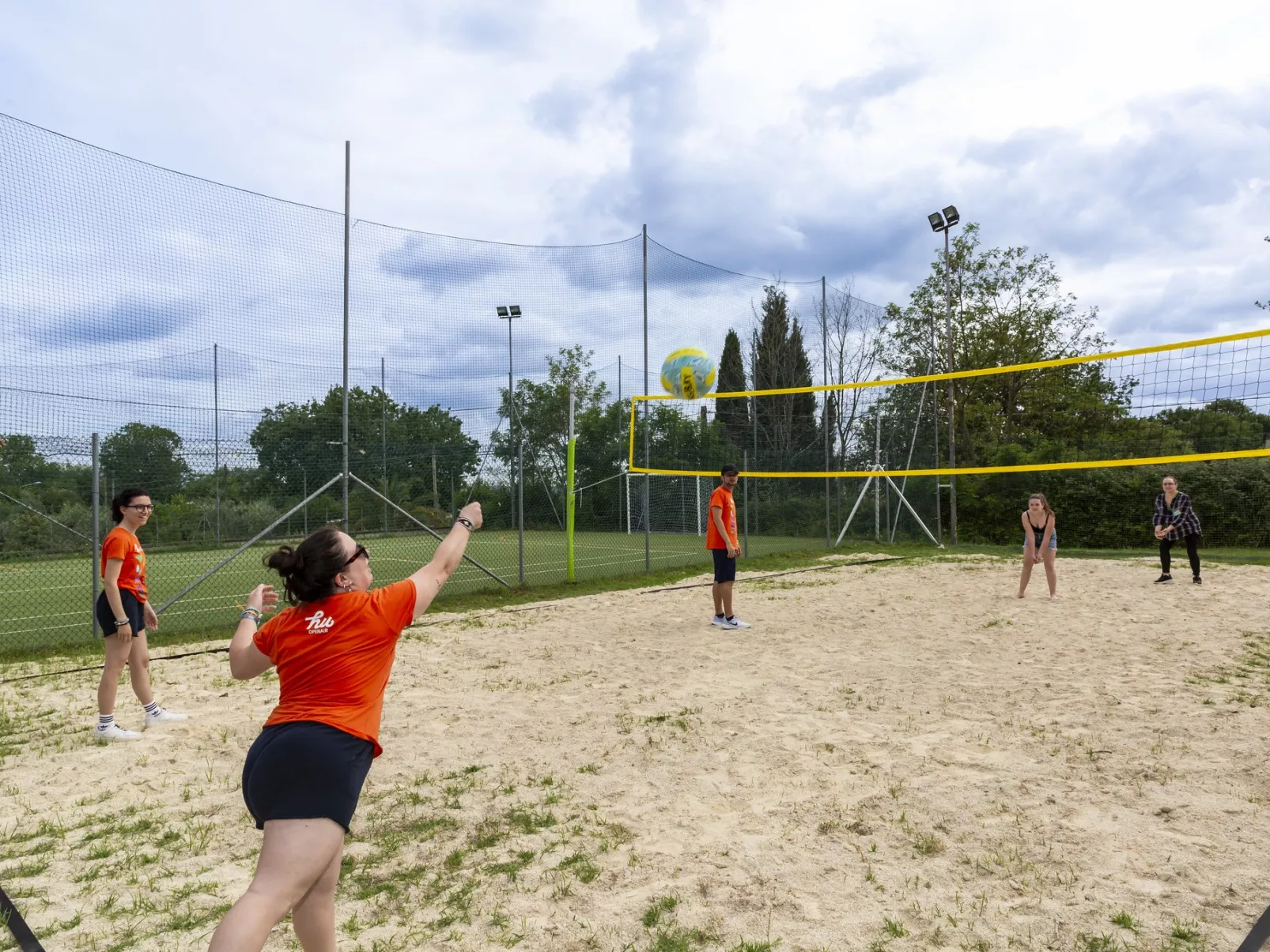 Hu Park Albatros Village -