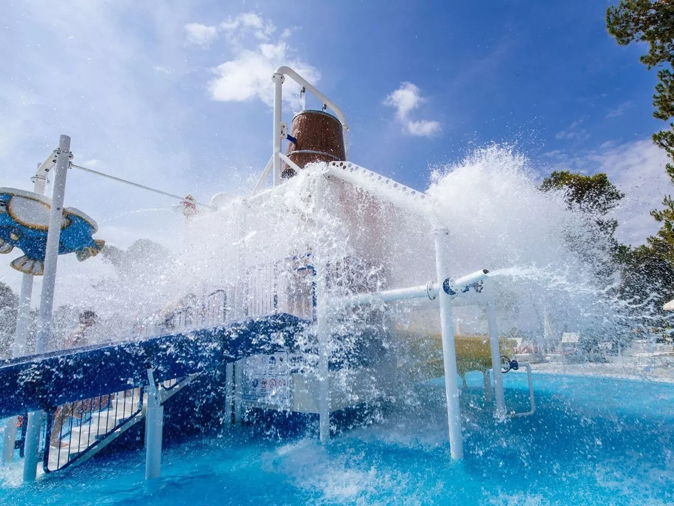 Oliva Camp & Residence -