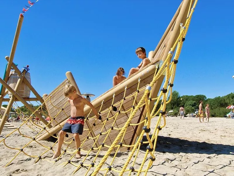 Oliva Camp & Residence -
