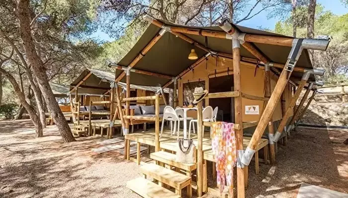 Camping Torre de la Mora S.A. -