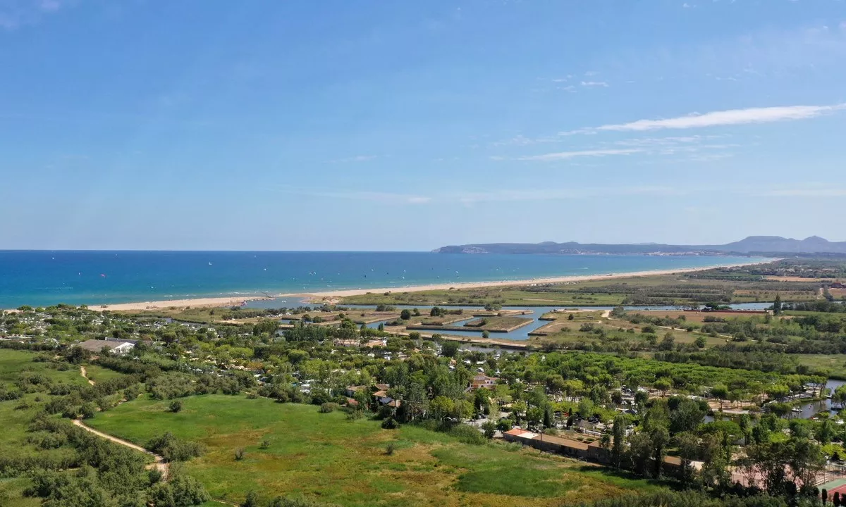 Camping & Caravaning Nautic Almata -