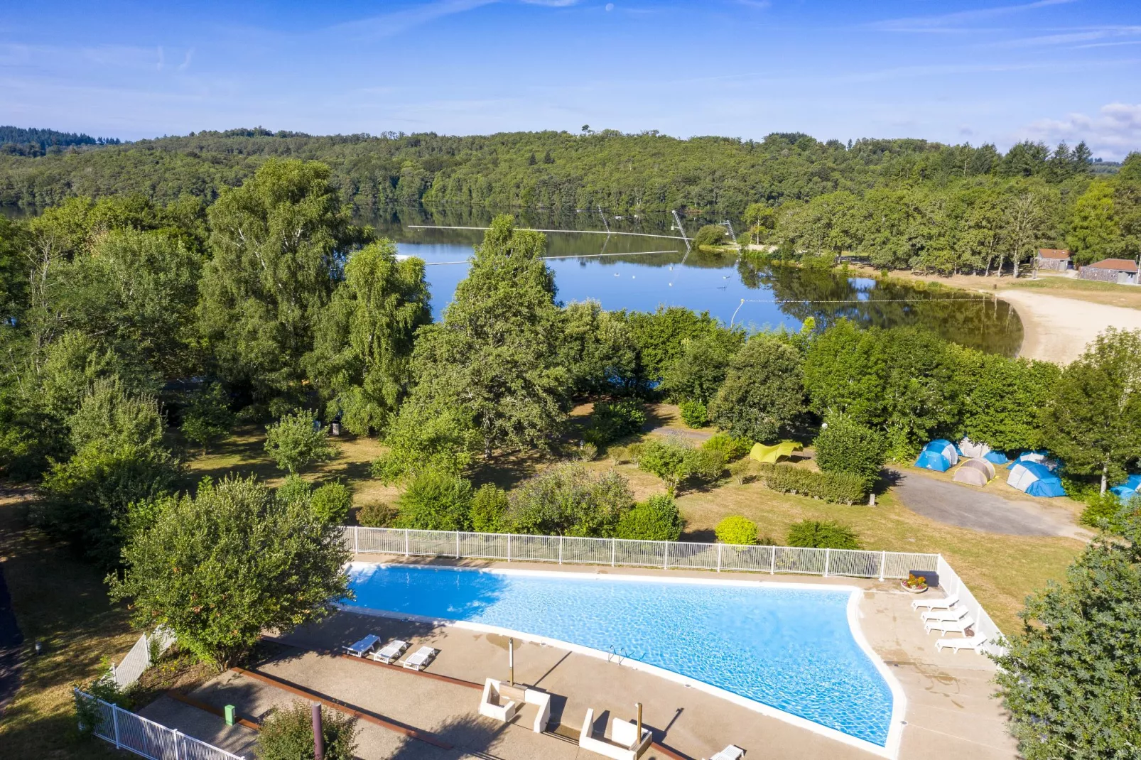 Camping du Lac de St-Pardoux 