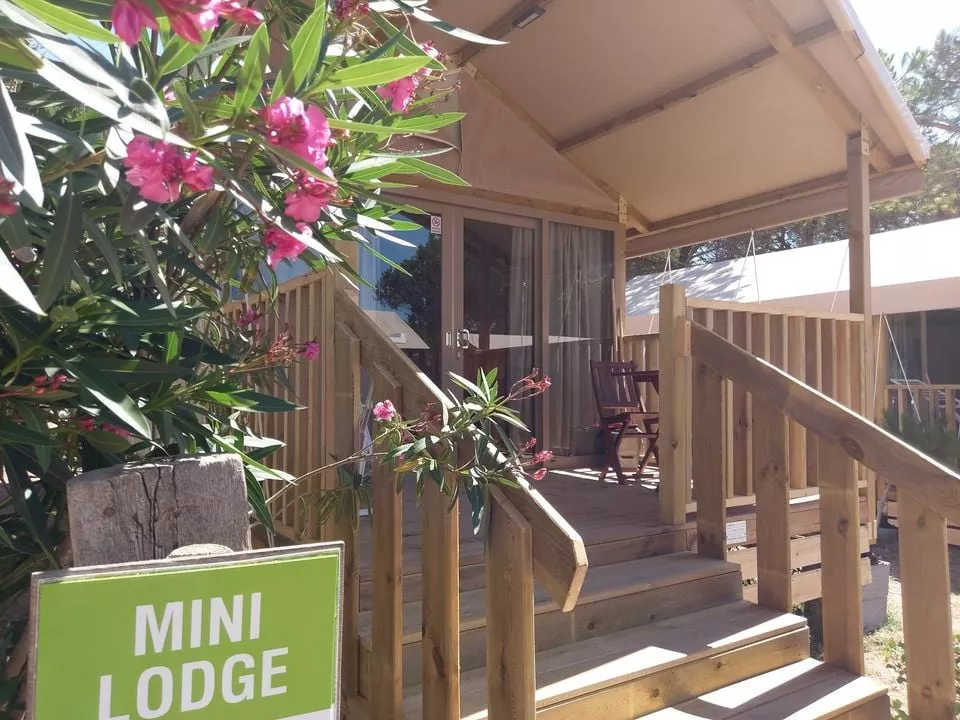 Camping-Villaggio-Glamping Torre del Porticciolo 