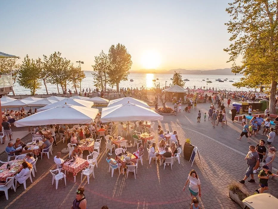 Hu I Pini Village -