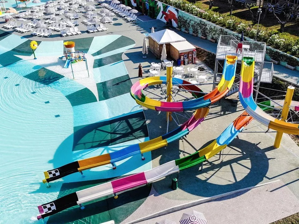 Hu I Pini Village -