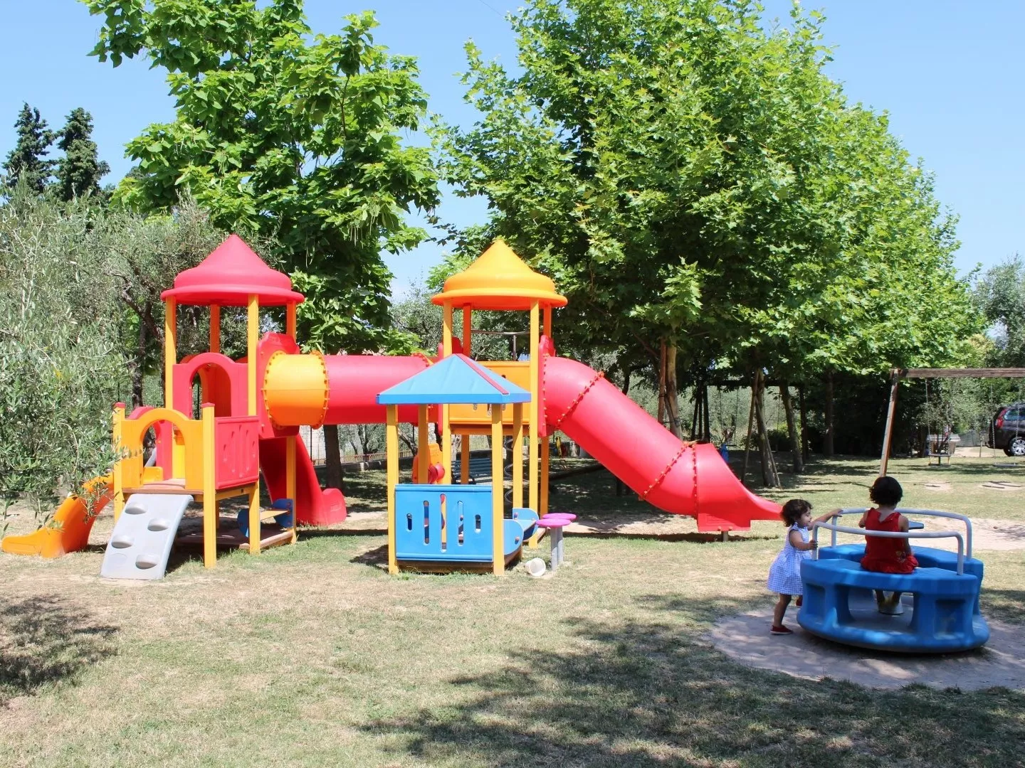 Hu I Pini Village -