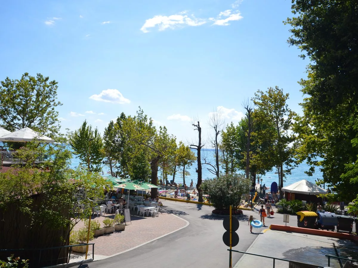 Hu I Pini Village -
