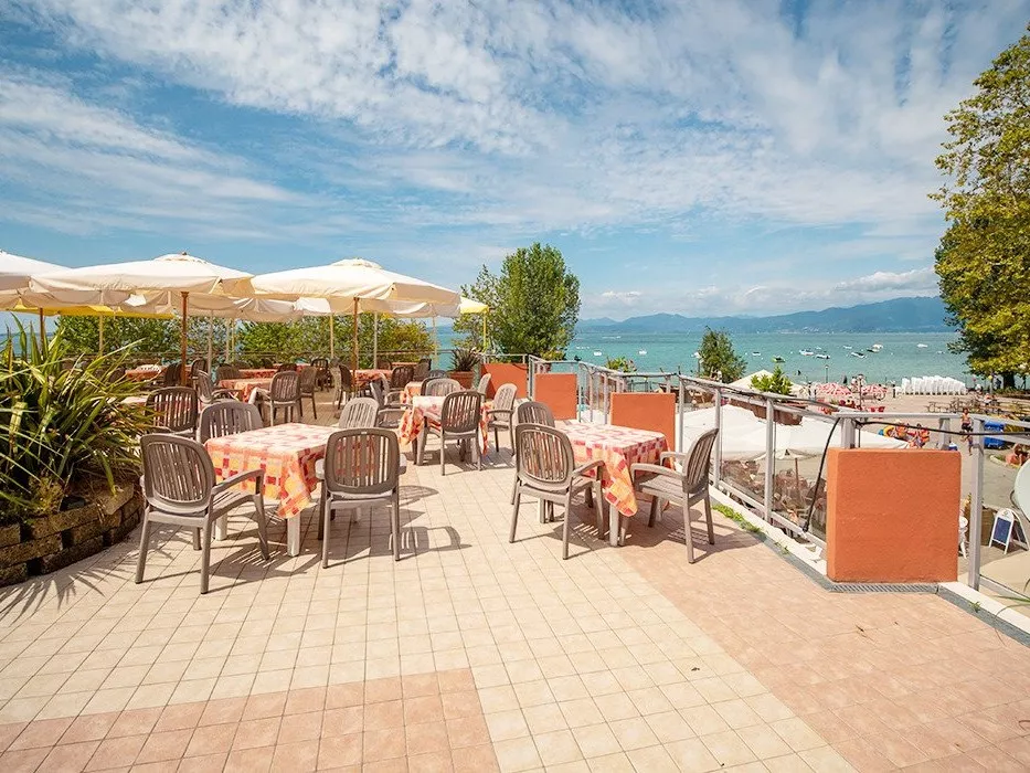 Hu I Pini Village -