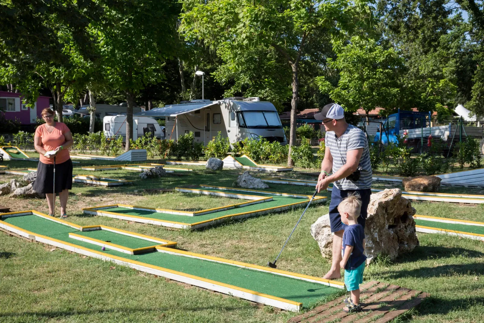 Hu I Pini Village -