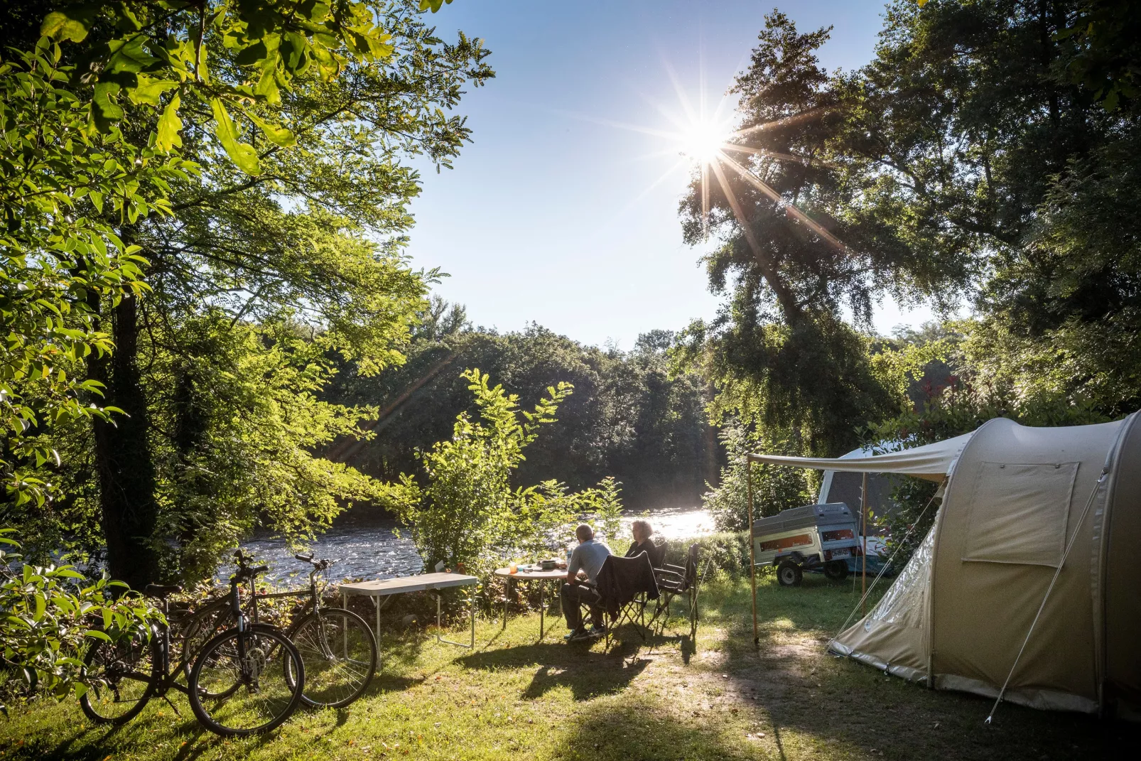 Camping Huttopia Beaulieu sur Dordogne -