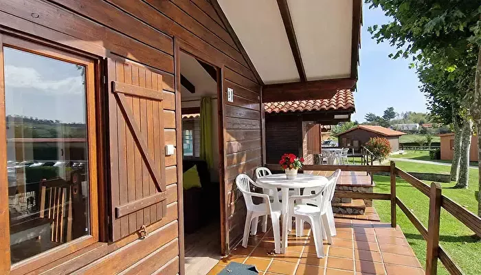 Caravaning Oyambre -