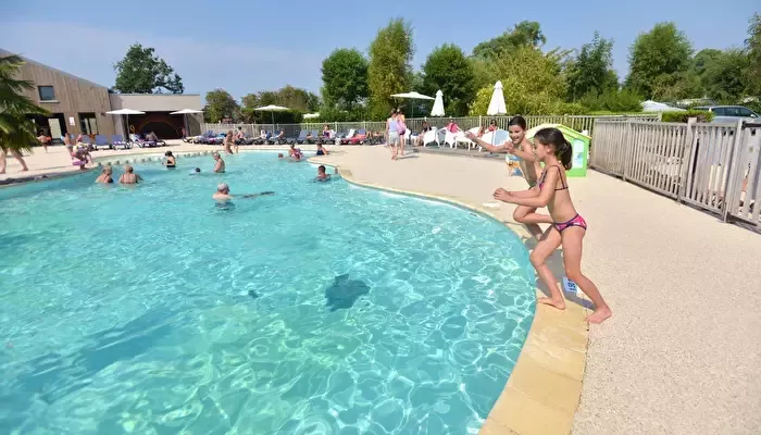 Flower Camping Les Aubépines -
