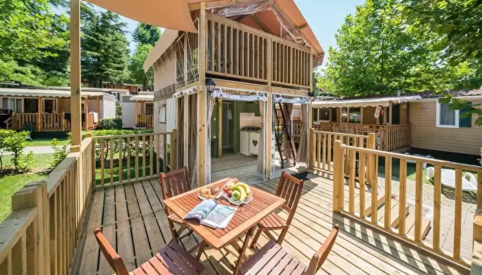 Hu Fabulous Village-