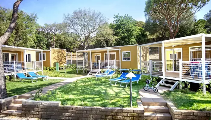 Camping Village Baia Azzurra -