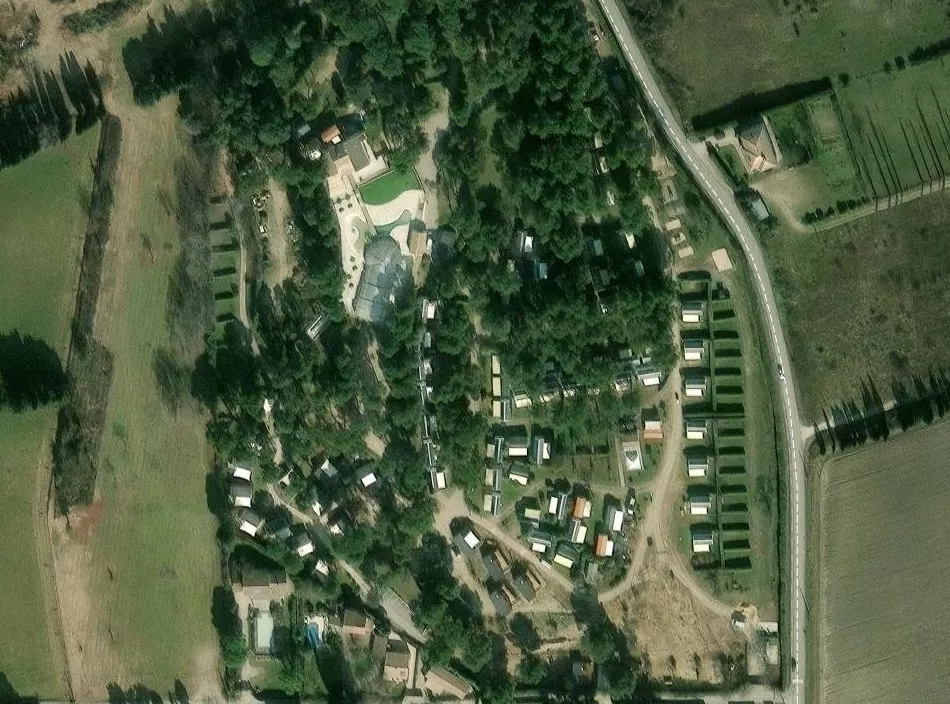 Camping Avignon Parc - Ciela Village -