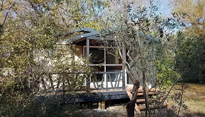 Flower Camping Les Rives de lAygues 