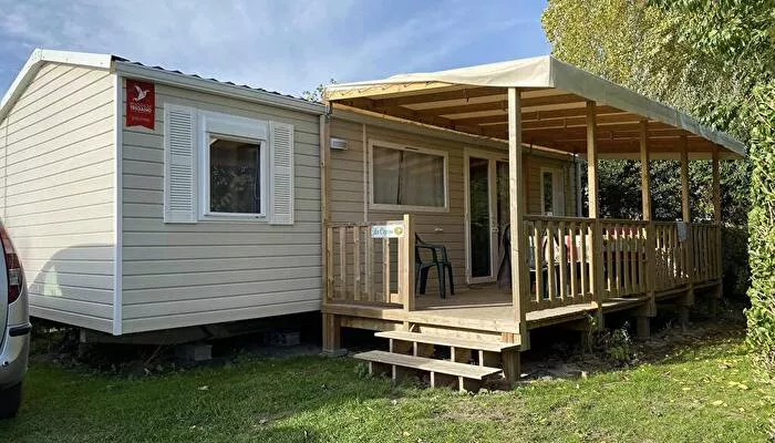 Camping Le Champ Neuf 