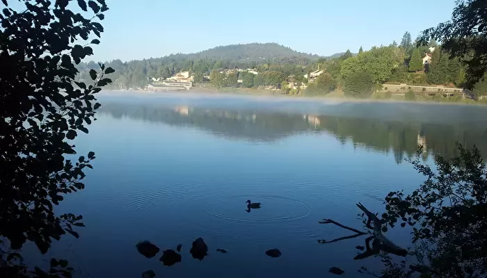 Le Camping du Lac dAydat -