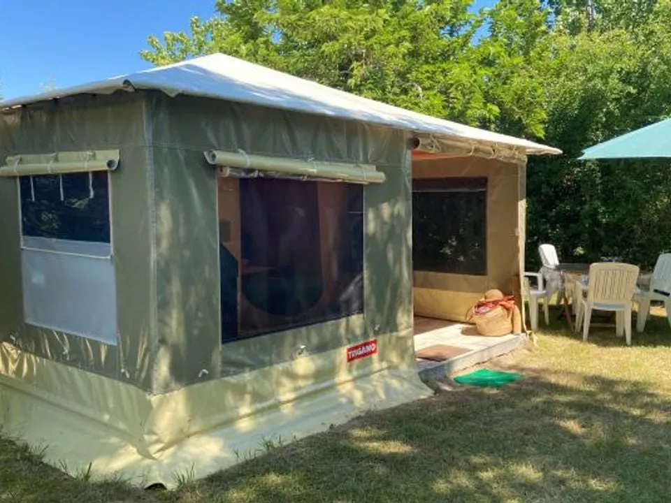 Flower Camping Le Petit Paris 