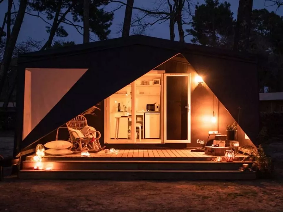 Flower Camping Le Mas de Mourgues 