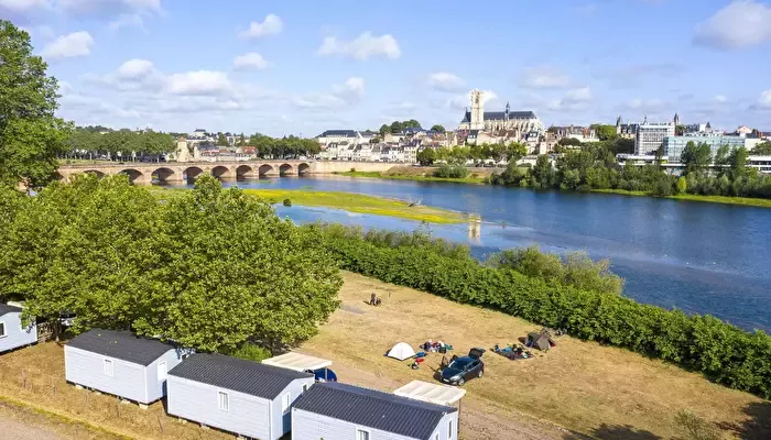 Camping de Nevers -