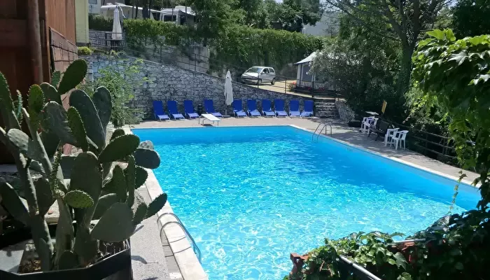Camping Mare Monti -