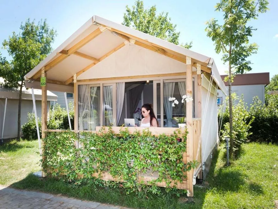 Hu Firenze camping in Town-