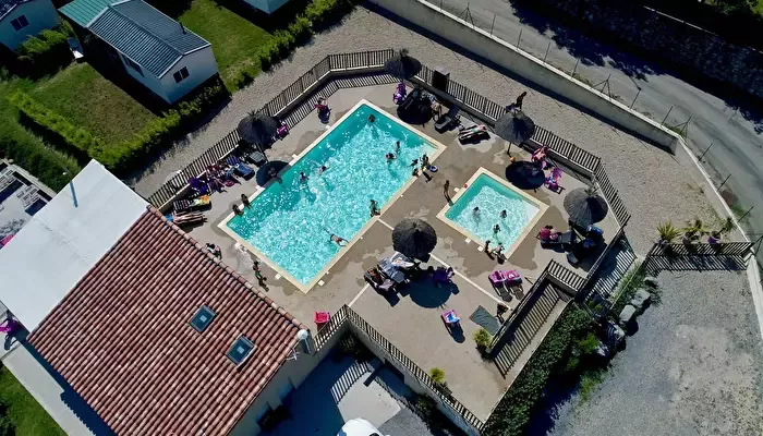 Camping Le Coin Charmant 