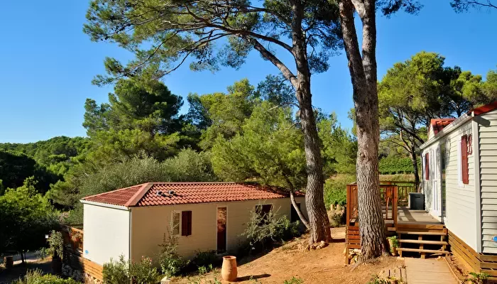 Camping résidentiel La Pinède-