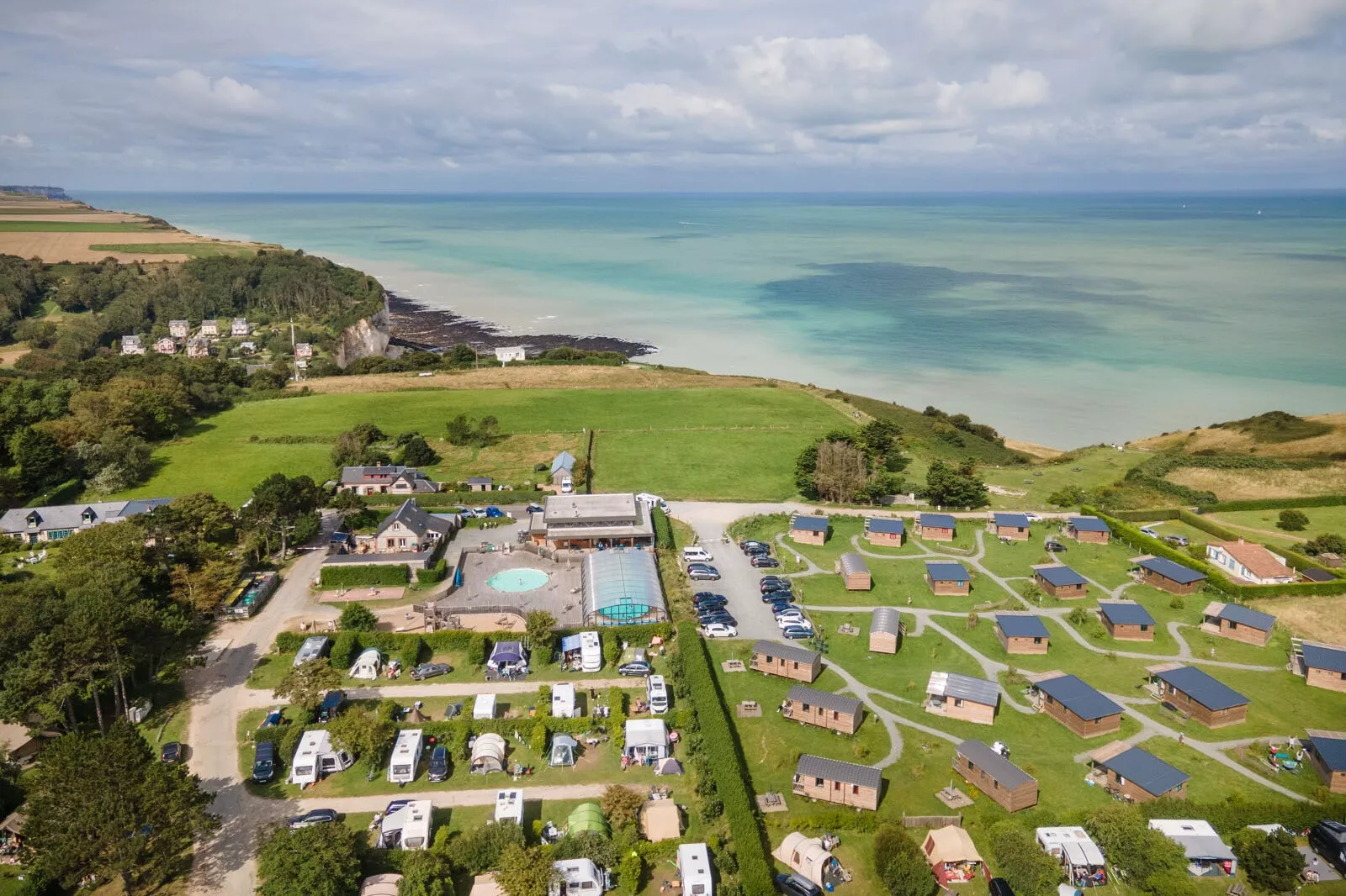 Camping Huttopia Les Falaises - Normandie -