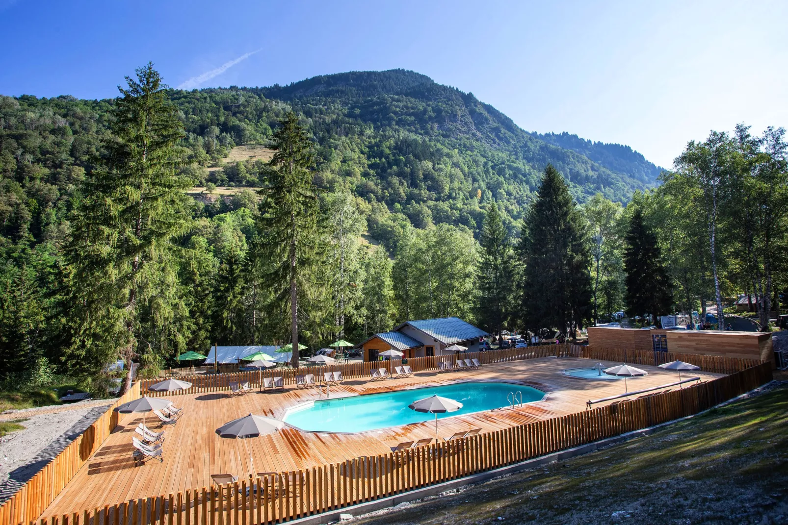 Camping Huttopia Bozel en Vanoise 
