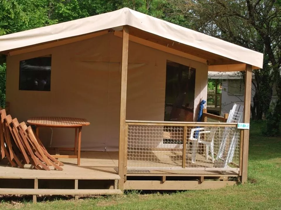 Flower Camping Les Nauves -