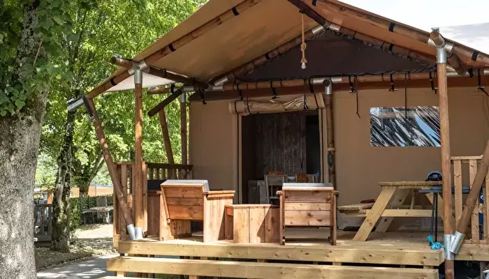 Camping Club Lac de Bouzey 