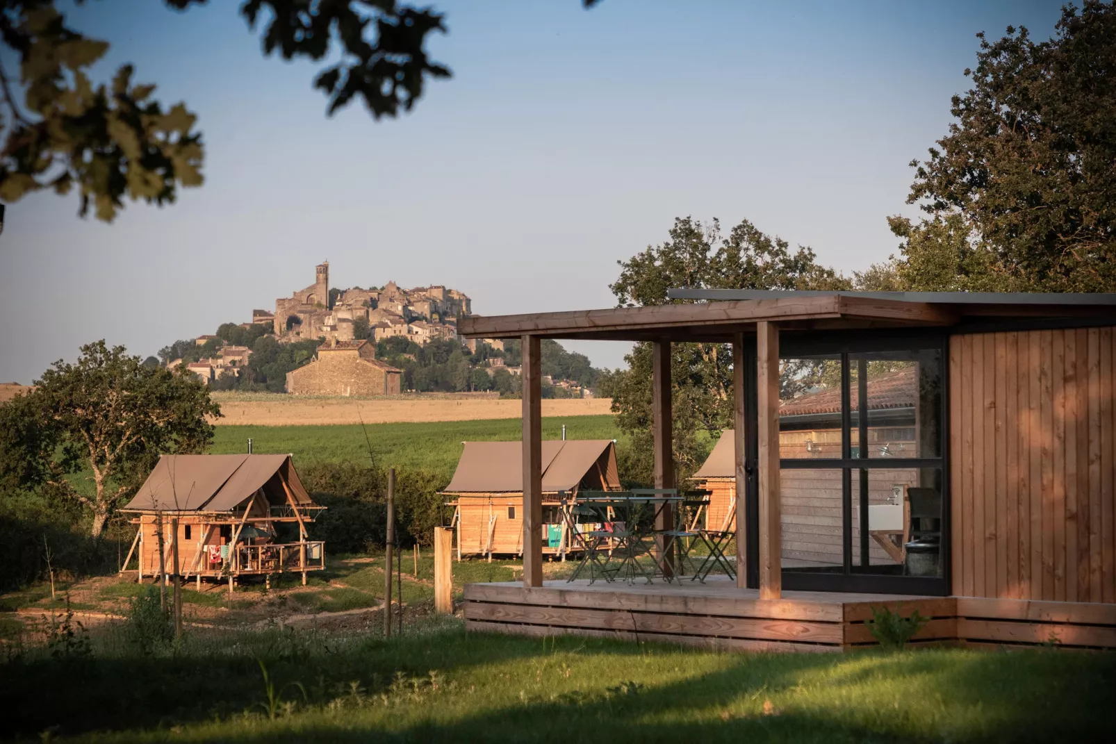 Camping Huttopia Pays de Cordes sur Ciel 