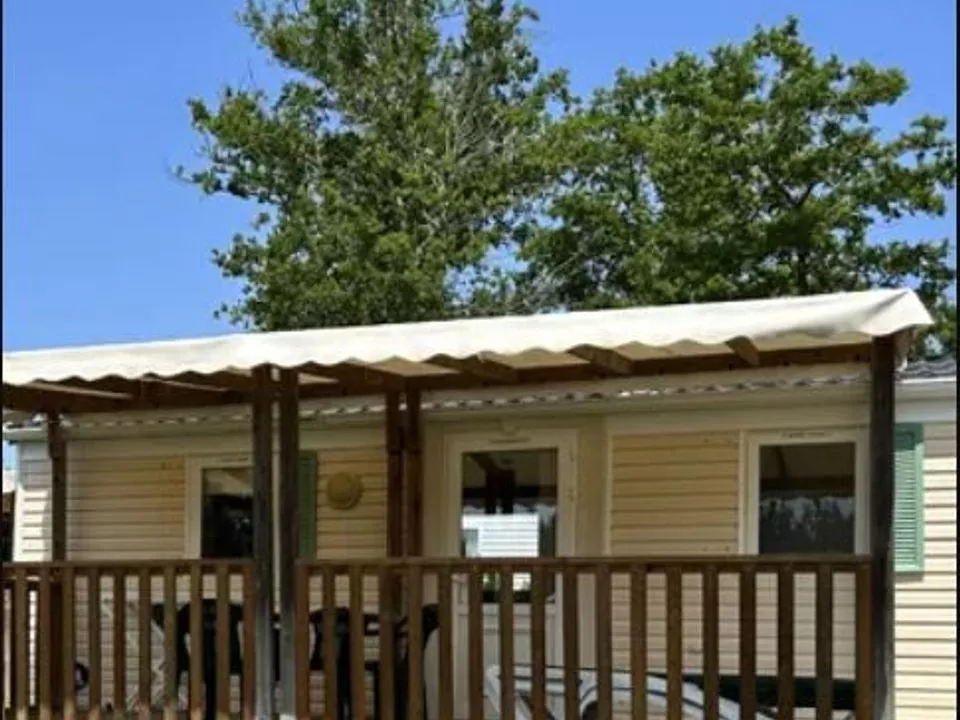 Camping Les Pins du Soleil 