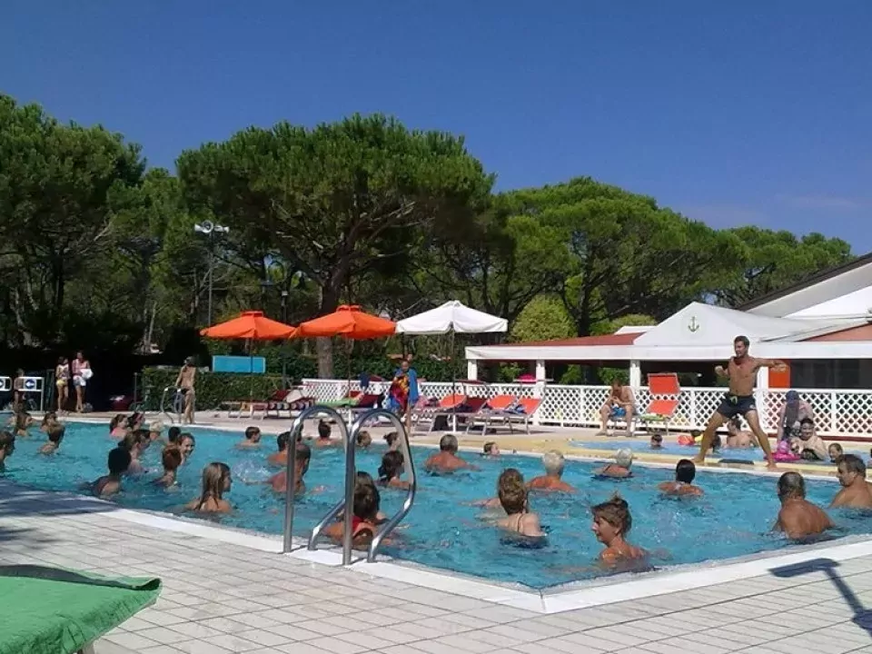 Hu Norcenni Girasole Village -