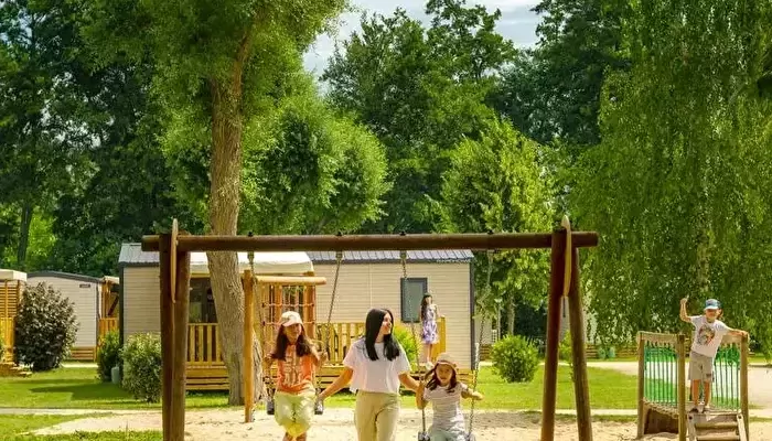 Camping Le Château de Galaure - Tohapi -