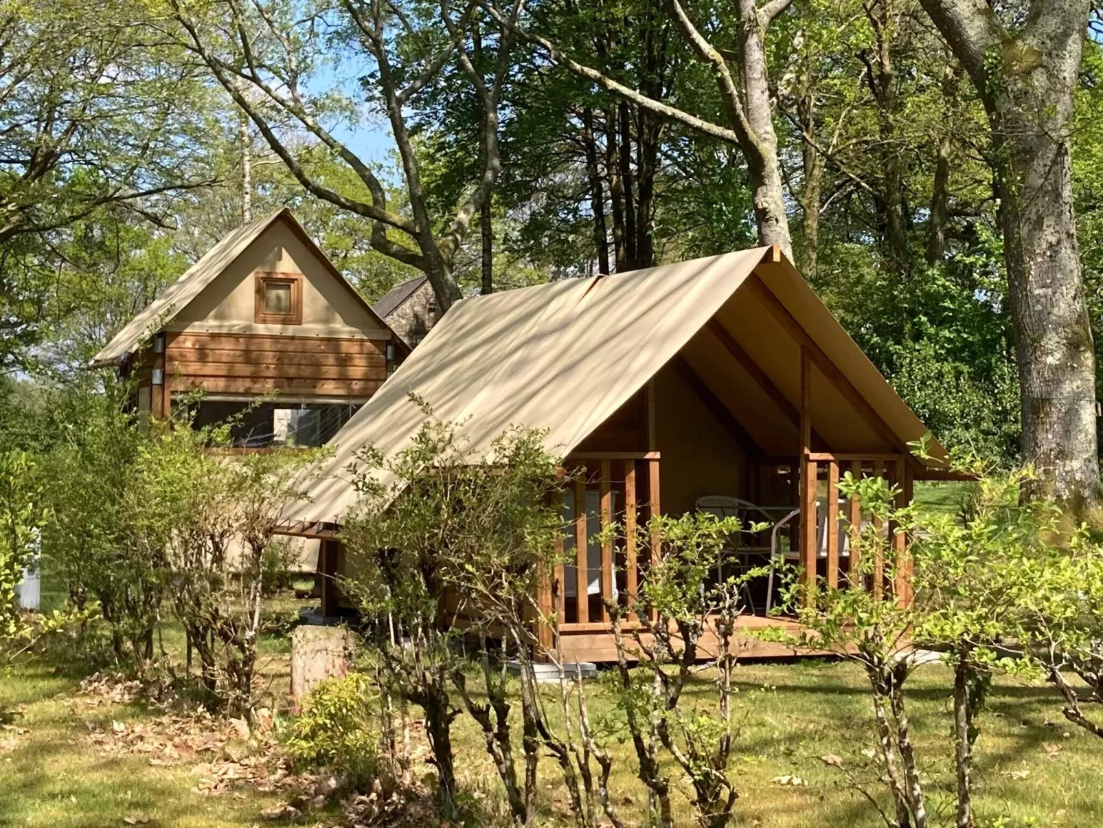 Camping Le Lac ô Fées 
