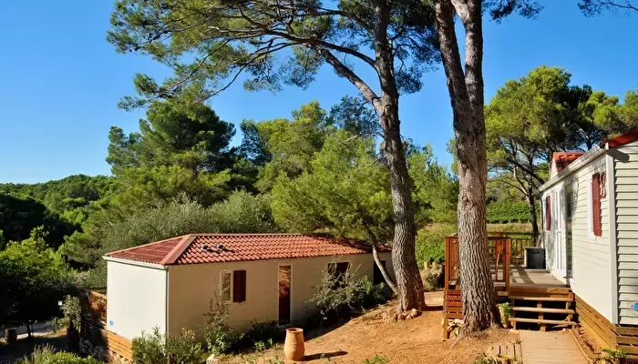 Camping résidentiel La Pinède-