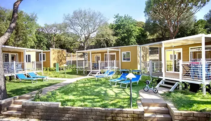 Camping Village Baia Azzurra -