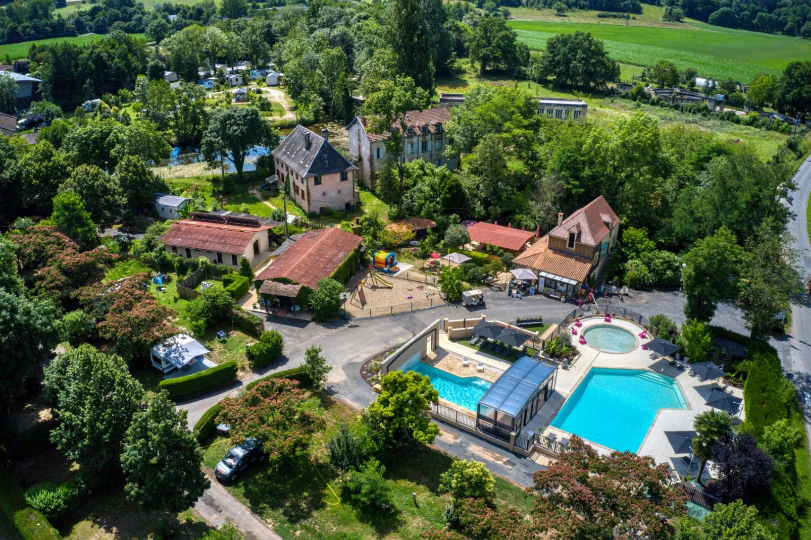 Camping Le Moulin du Bleufond-Lascaux 